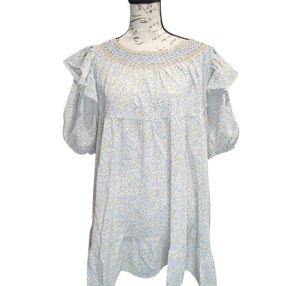 DAVI & DANI Dresses & Skirts - Davi & Dani Floral Smocked Mini Dress Ruffle Flutter Sleeve Babydoll- Small